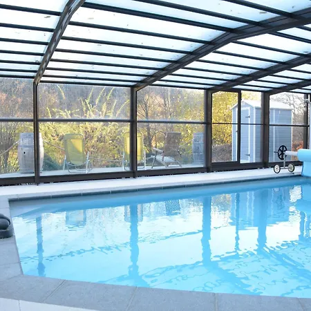 Luxury In With Pool, Cleaning Included * Redu