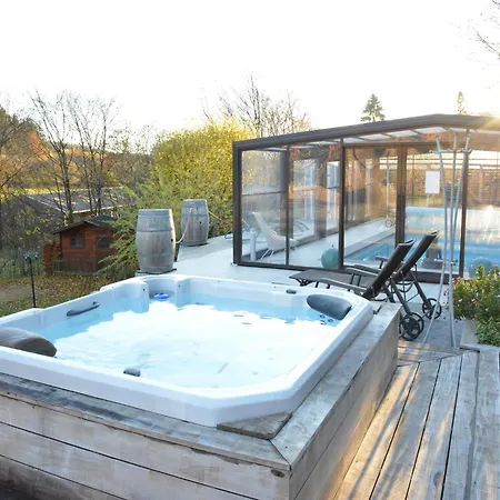 Luxury In With Pool, Cleaning Included *