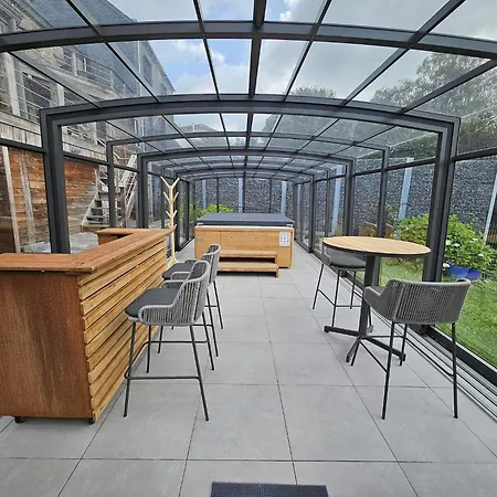 Luxury In With Pool, Cleaning Included Holiday home